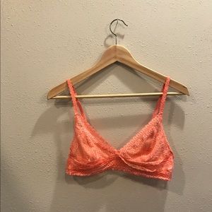 ✨SUPER SOFT✨ coral bralette