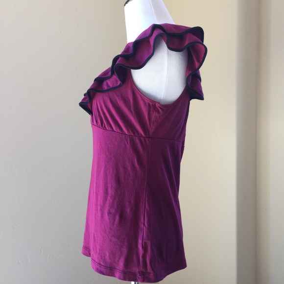 Elle Burgundy Ruffled Knit Top with Black Piping - Picture 2 of 7
