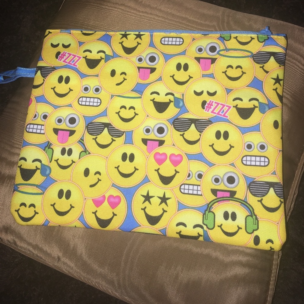 Emojination top zipper pouch/wristlet