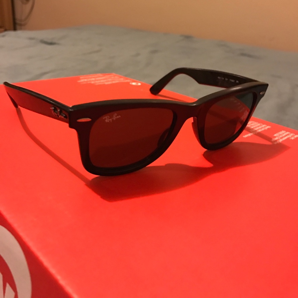 Ray-ban RB2140 with glass lenses.
