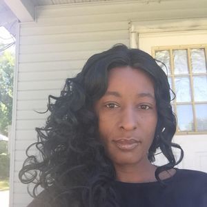 Meet your Posher, Dedra