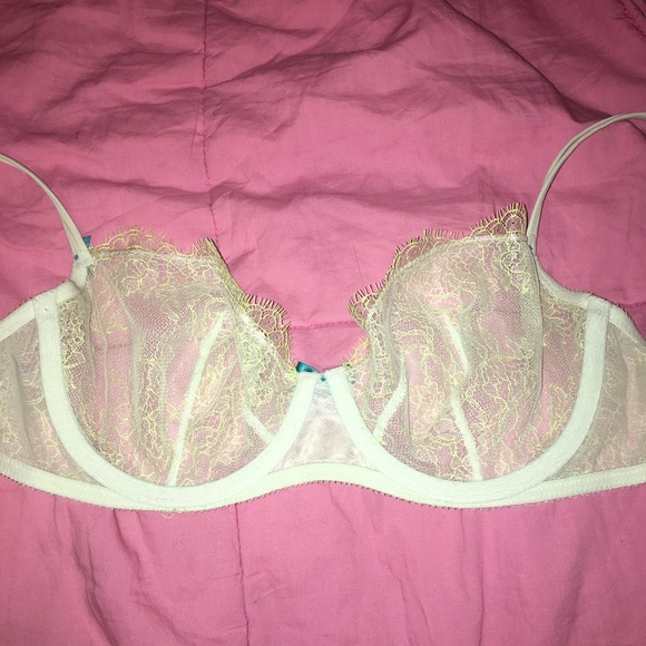 SOLD - Picture 4 of 8