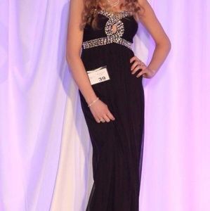 Black Stapless Empire-waist Gown