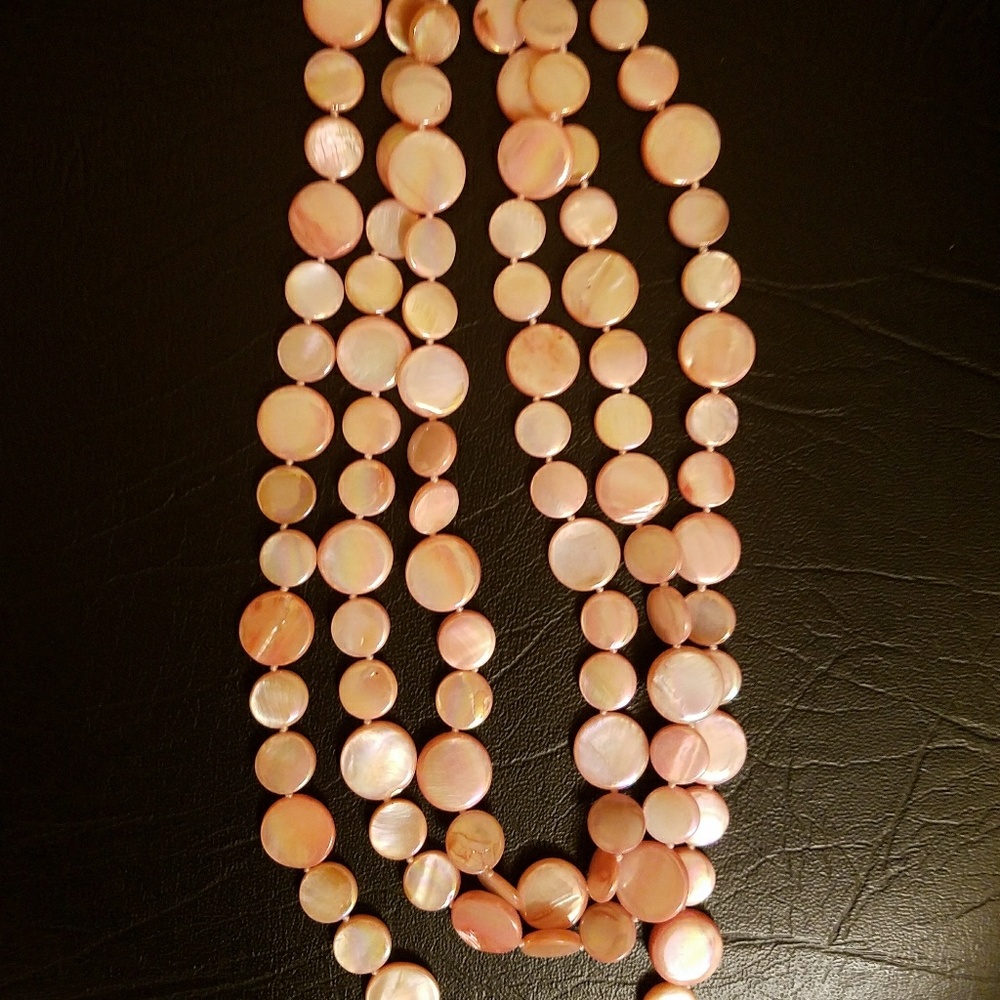 Pink / White Shell  triple-strand Necklace