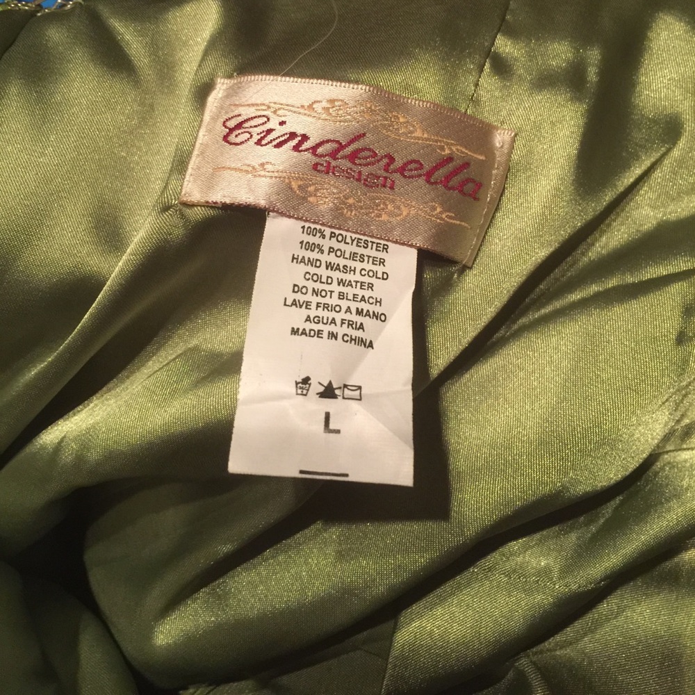 NWOT prom dress - Picture 3 of 4