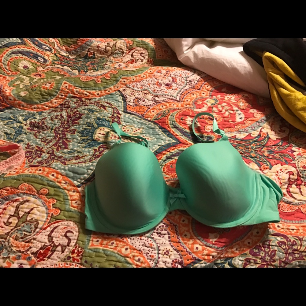 Victoria secrets bra