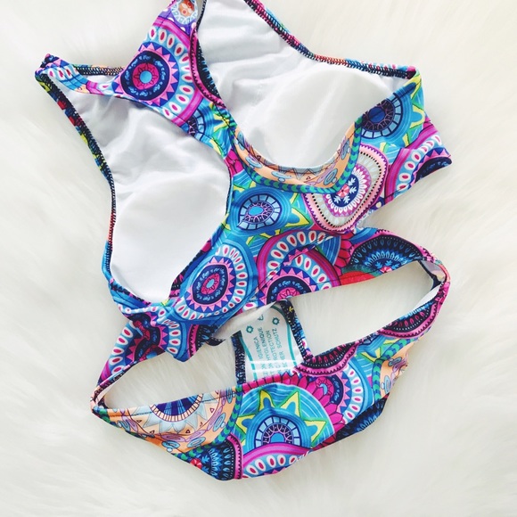 🌵NEW ITEM🌵Antigua Bandage Bikini Set - Picture 6 of 7