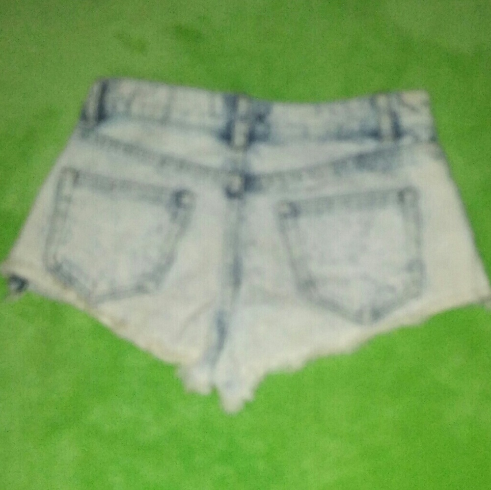 Forever 21 Distressed Jean Shorts - Picture 3 of 3