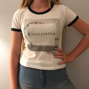 Hollister t-shirt