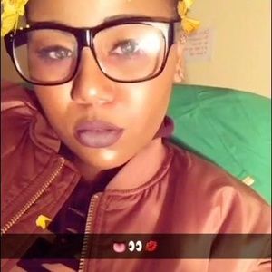 Meet your Posher, Sarian