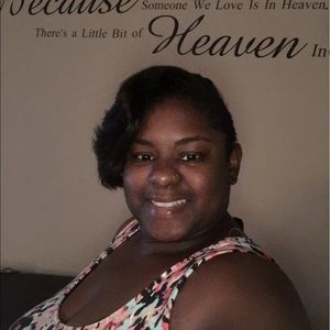 Meet your Posher, Shea