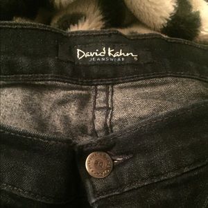 David Khan jeans dark wash. size 32