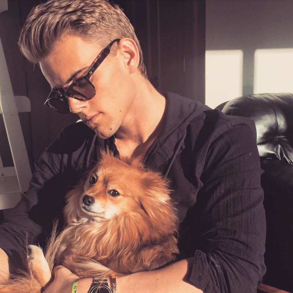 Meet your Posher, Colby