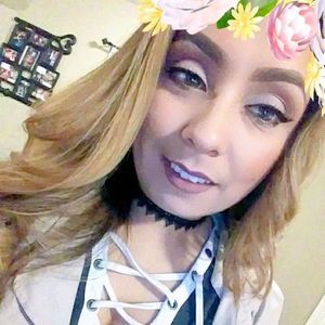 Meet your Posher, Antonia