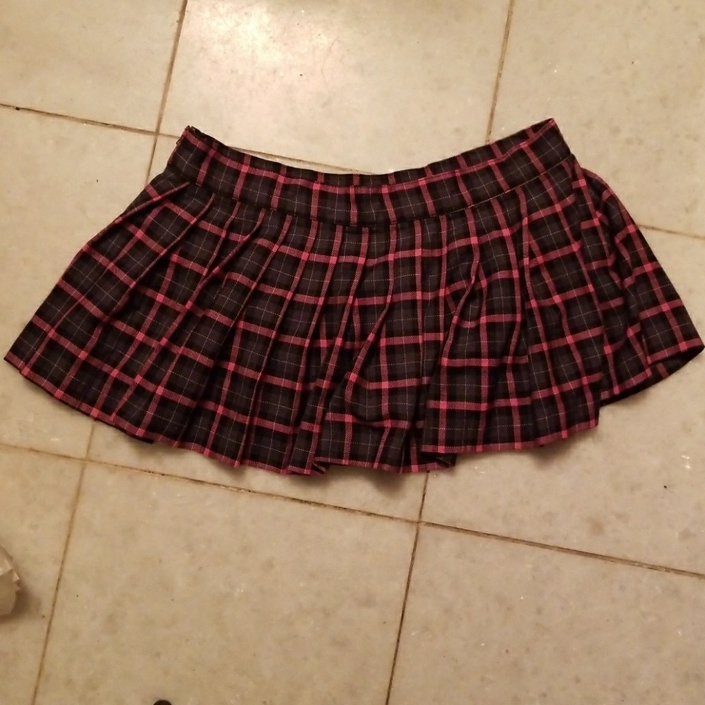 Plaid mini skirt