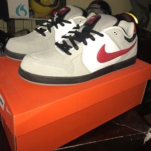 Nike Hustle skateboarding shoes