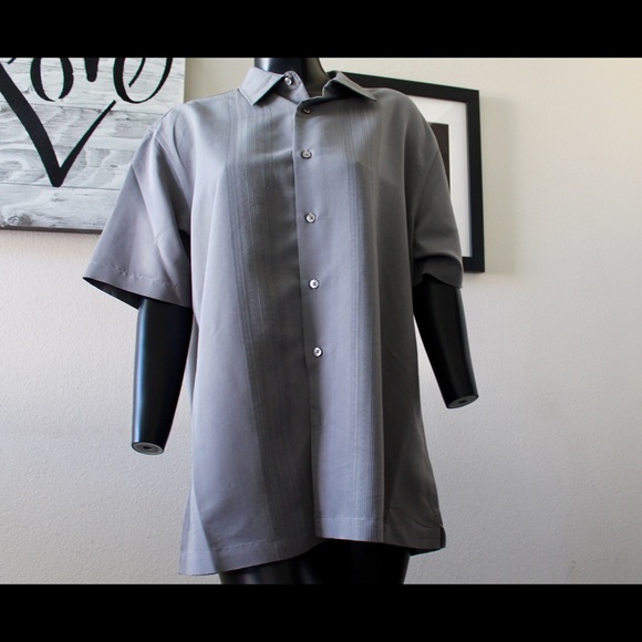 Van Heusen casual shirt - Picture 1 of 3