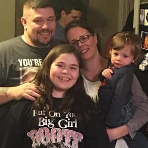 Meet your Posher, Hollie