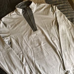 Lululemon Metal Vent Half-Zip in white XL