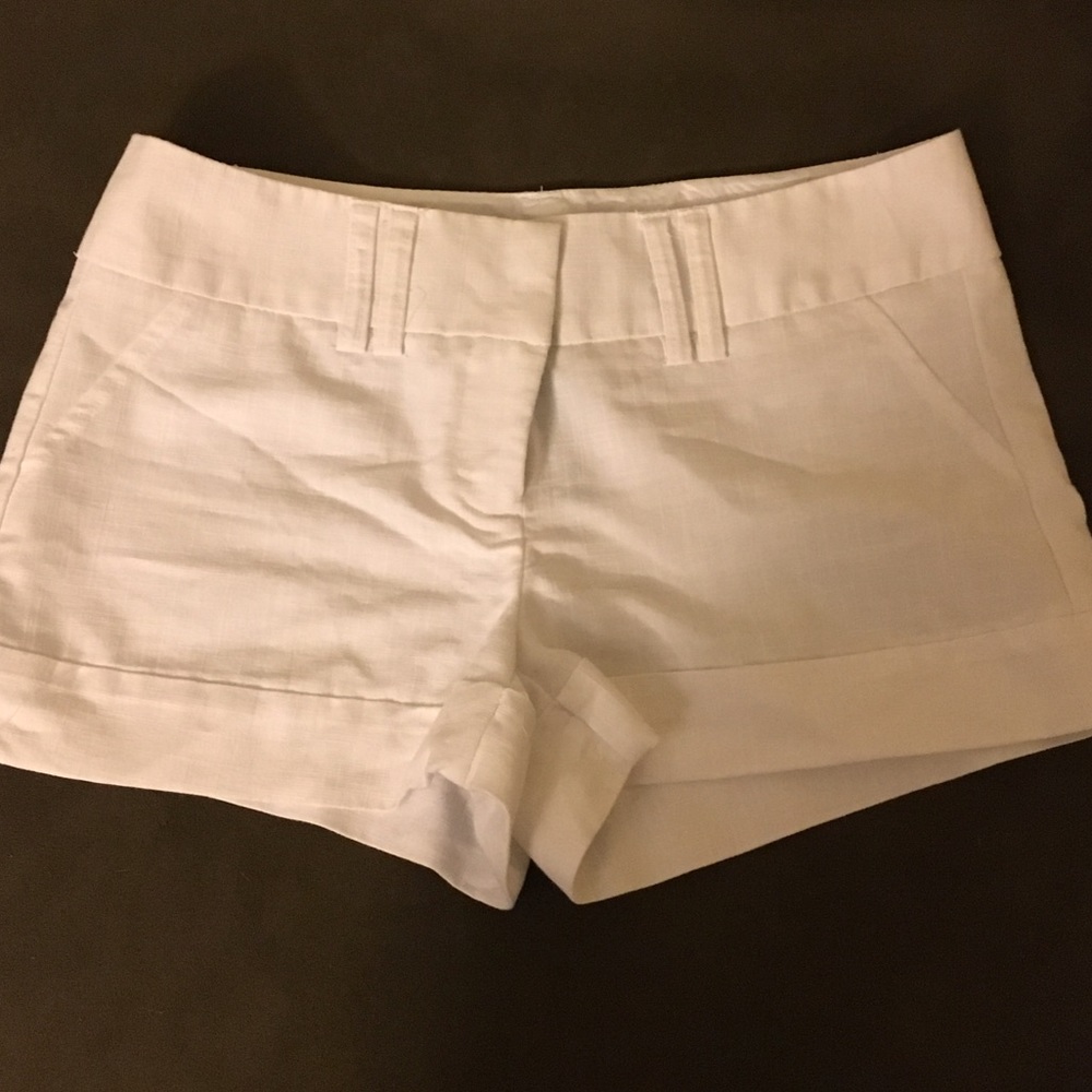 Linen white shorts