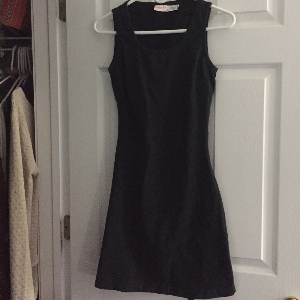 Cute and sexy mini dress great for beach S black