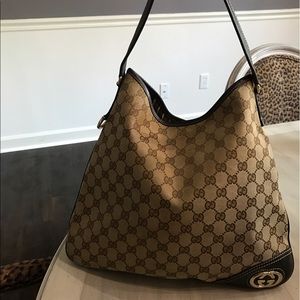 Gucci shoulder handbag