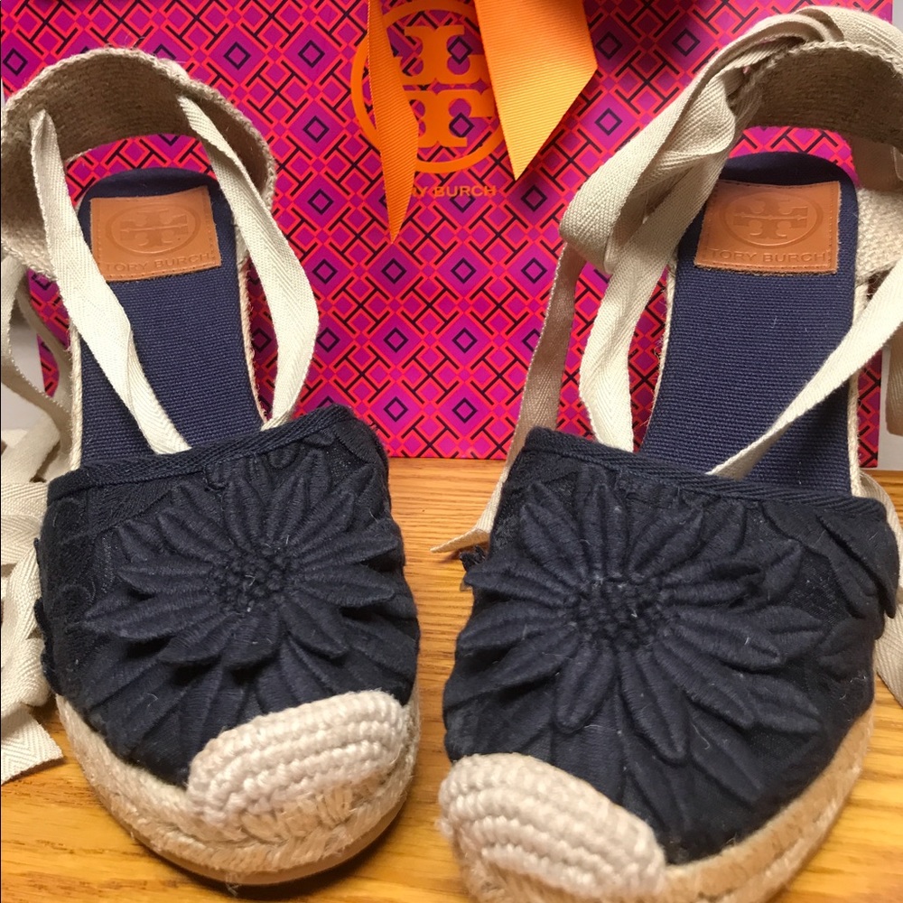 Tory Burch Emil Espadrilles. NWOB