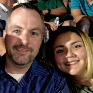 Meet your Posher, Corina