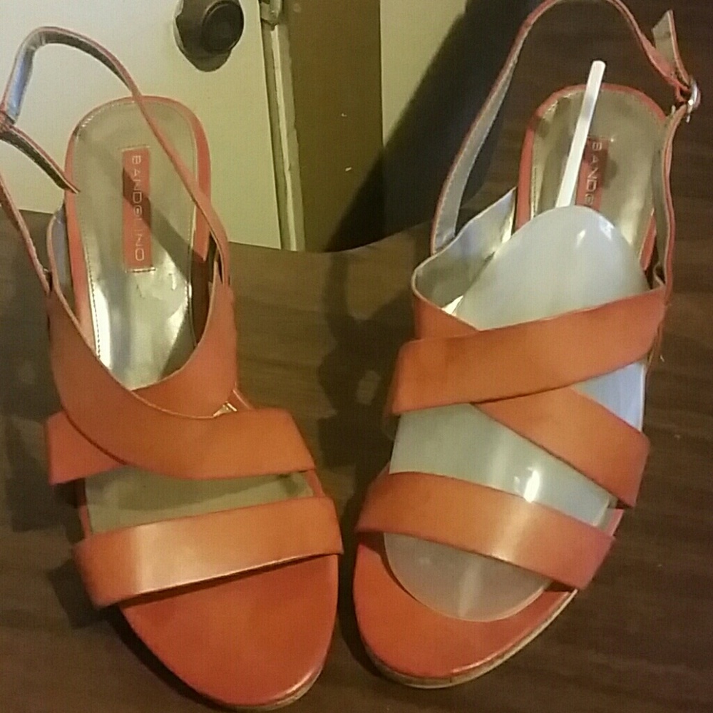 Bandolino clogs