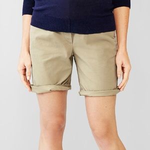 GAP Shorts - NWT Gap Maternity khaki roll up boyfriend shorts GAP Shorts - NWT Gap Maternity khaki roll up boyfriend shorts