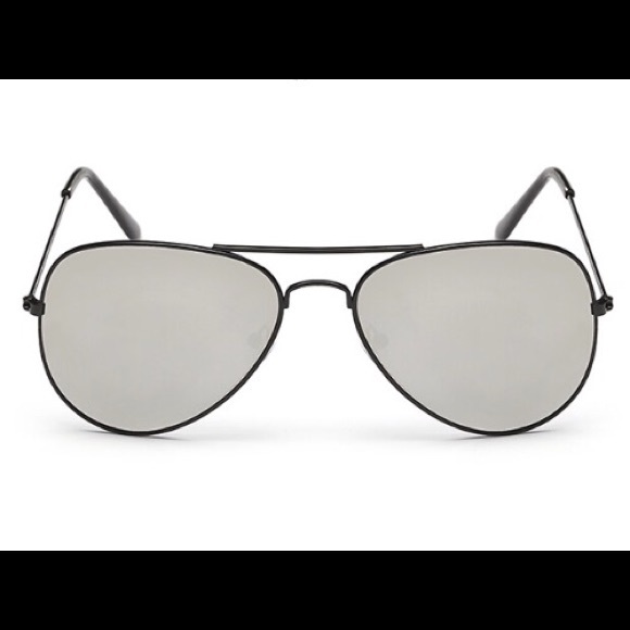 Silver and Black Aviators - Picture 4 of 4
