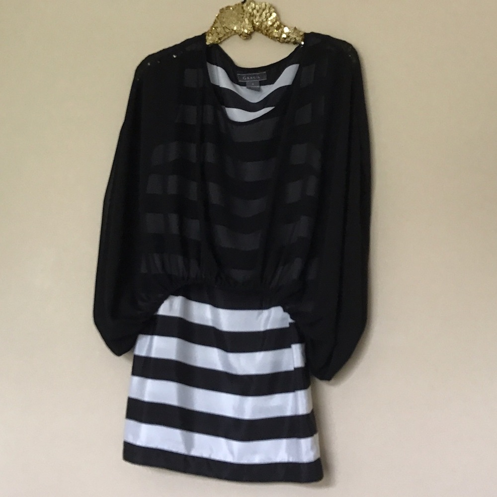 Gracia Dressy Tunic Top - Picture 3 of 8