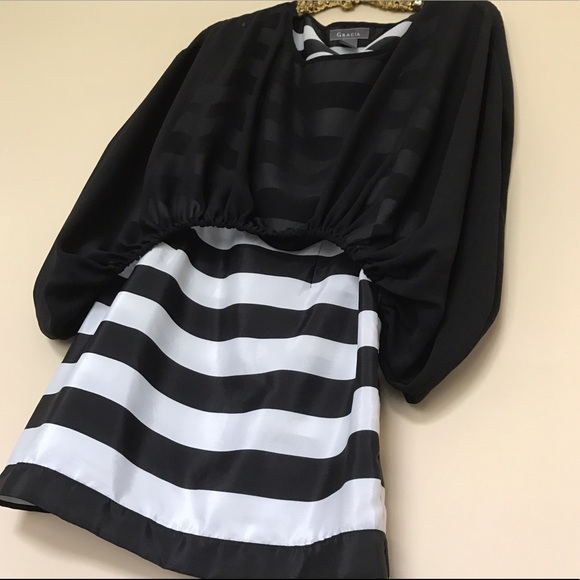 Gracia Dressy Tunic Top - Picture 5 of 8