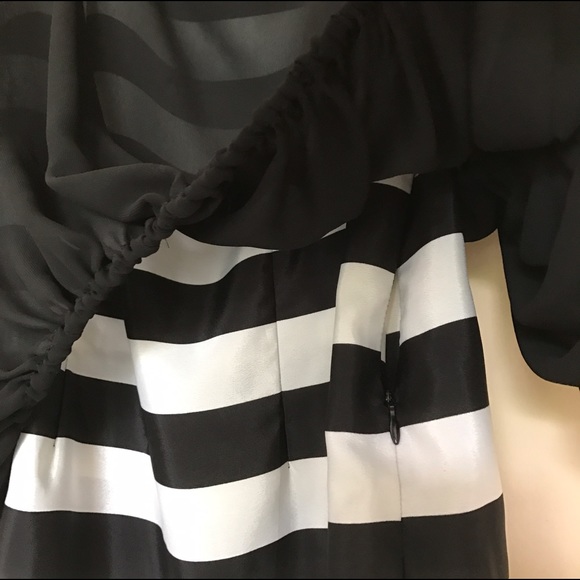 Gracia Dressy Tunic Top - Picture 6 of 8