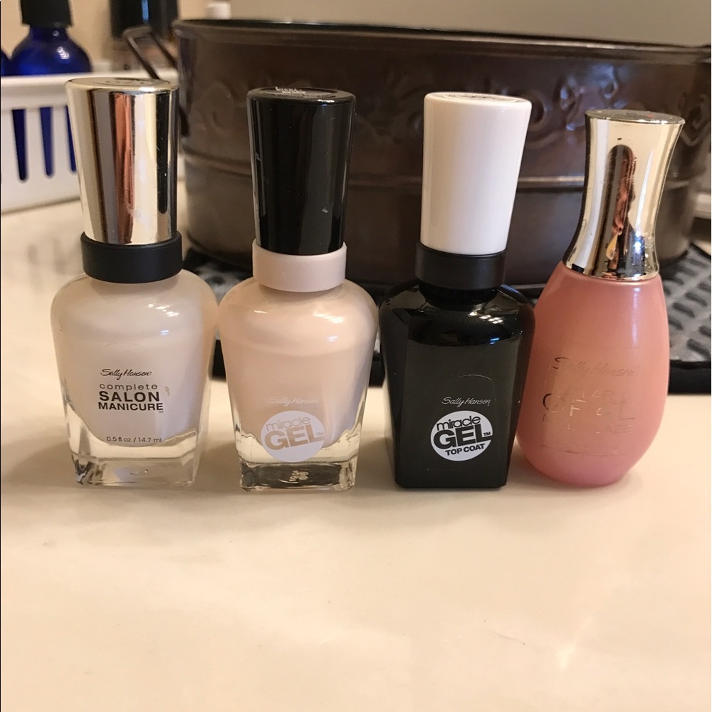 Sally Hansen nail polish bundle
