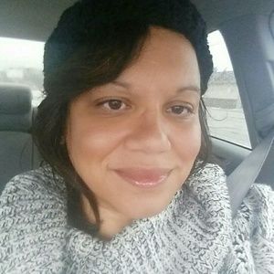 Meet your Posher, Ana