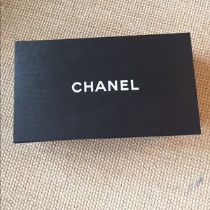 Chanel shoe box