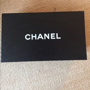 Chanel shoe box