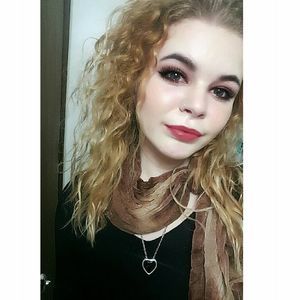 Meet your Posher, Juliann