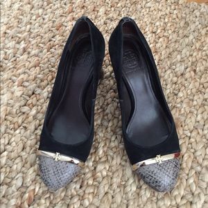 Tory burch black suede Pacey pump
