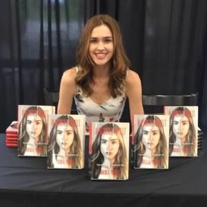 Meet your Posher, Makaila