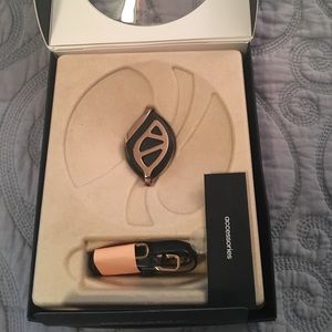 bellabeat Leaf Urban Rose Gold Fitness Tracker