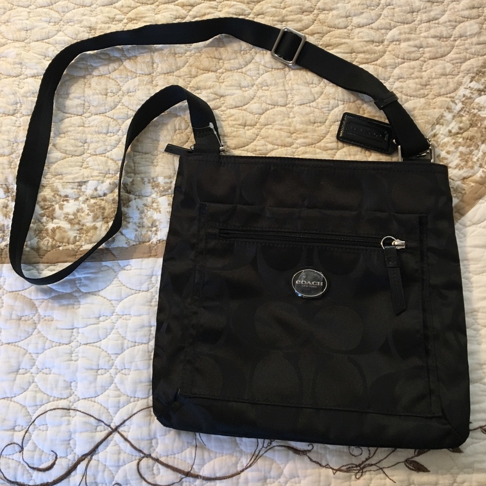 NWT Coach purse