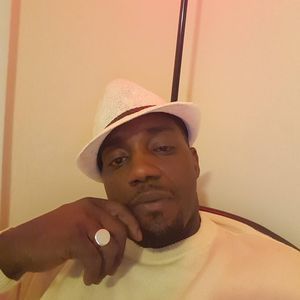 Meet your Posher, Lamont