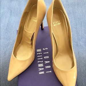 Stuart Weitzman Heist Pumps