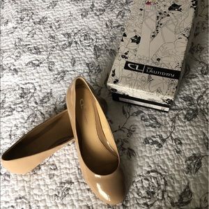 Chinese Laundry Wedged Flats