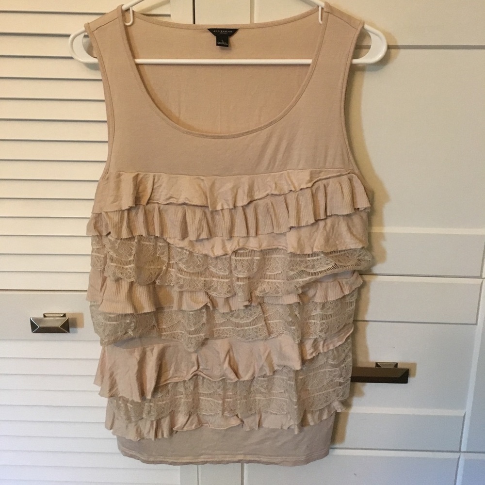 Ann Taylor tan ruffled tank/shell, large