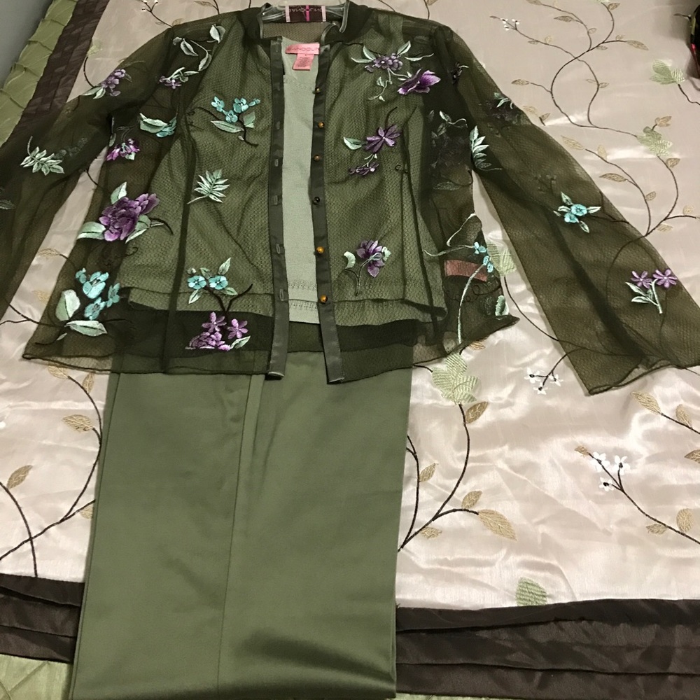 Size large Tops