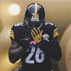 Meet your Posher, Rae