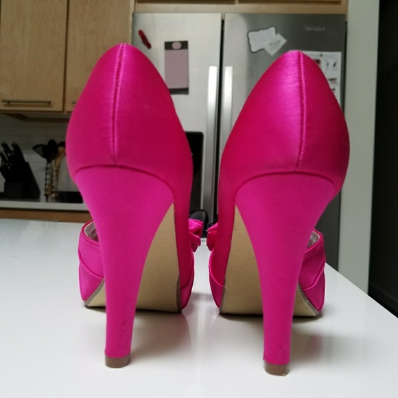 High Heels - Picture 3 of 3